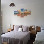 Montplaisir Couette-café 3*