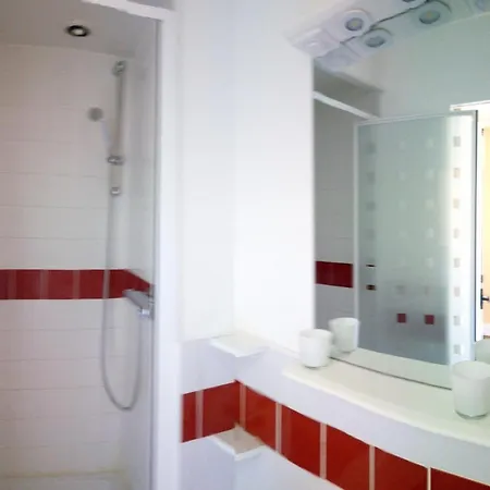 Montplaisir 3* Montendre