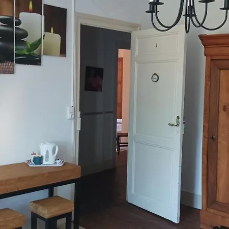 Montplaisir Couette-café 3*