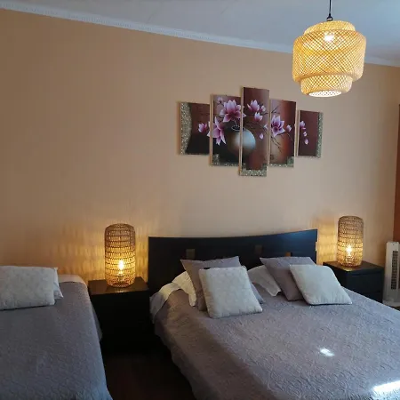 Couette-café Montplaisir 3*