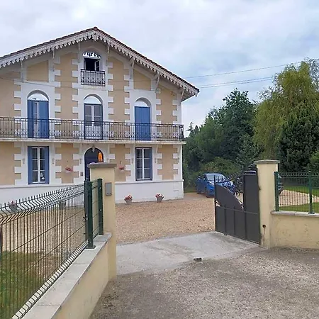 Montplaisir 3* Montendre
